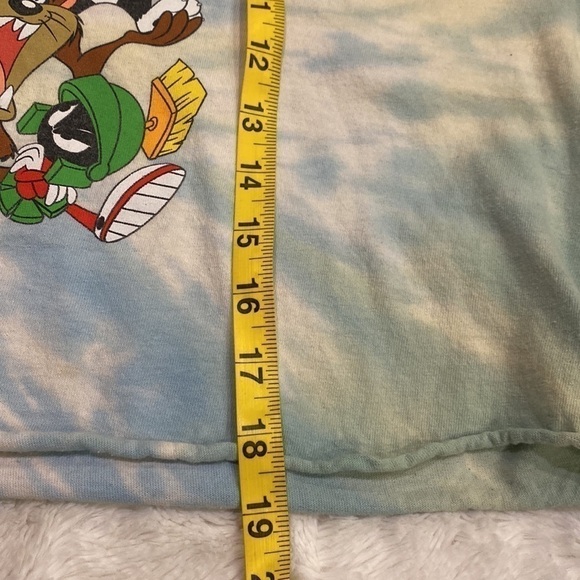 Looney tunes crop top tie dye long sleeve large - Picture 8 of 8
